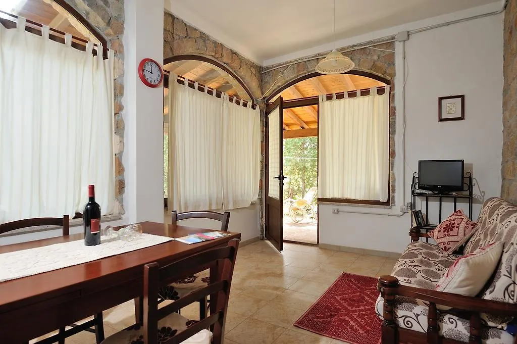Villa Cabras Santa Maria Navarrese Apartment